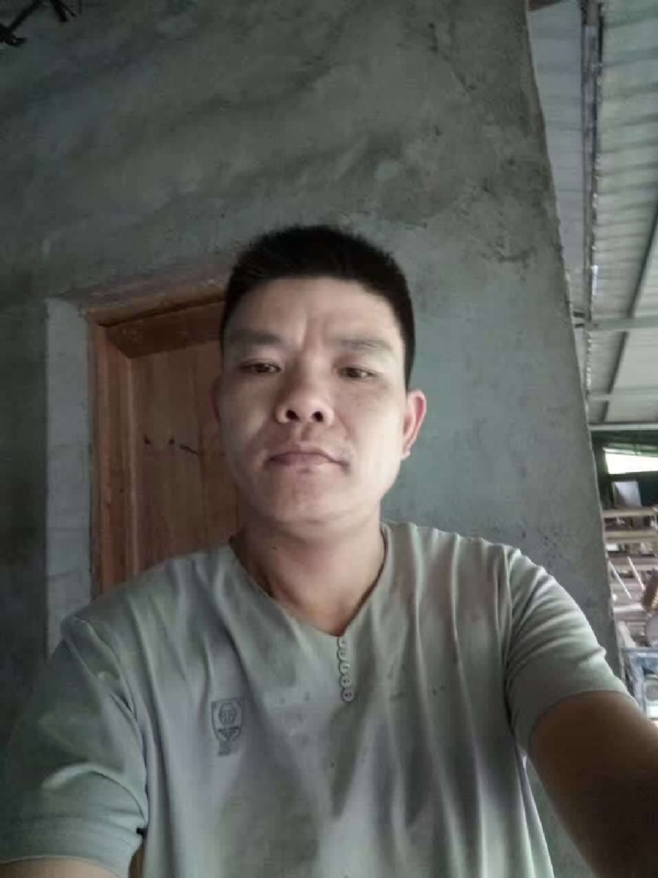 寻找幸福的第一张照片--屏南相亲网