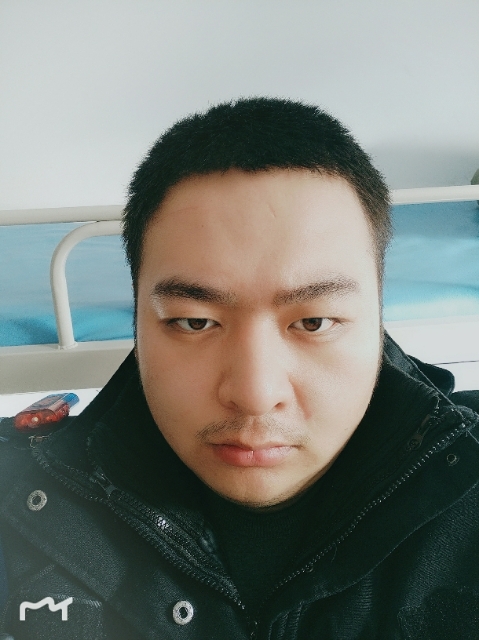 负重前行的第一张照片--屏南相亲网