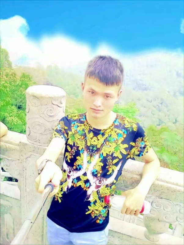 孤独王者元首的第一张照片--屏南相亲网