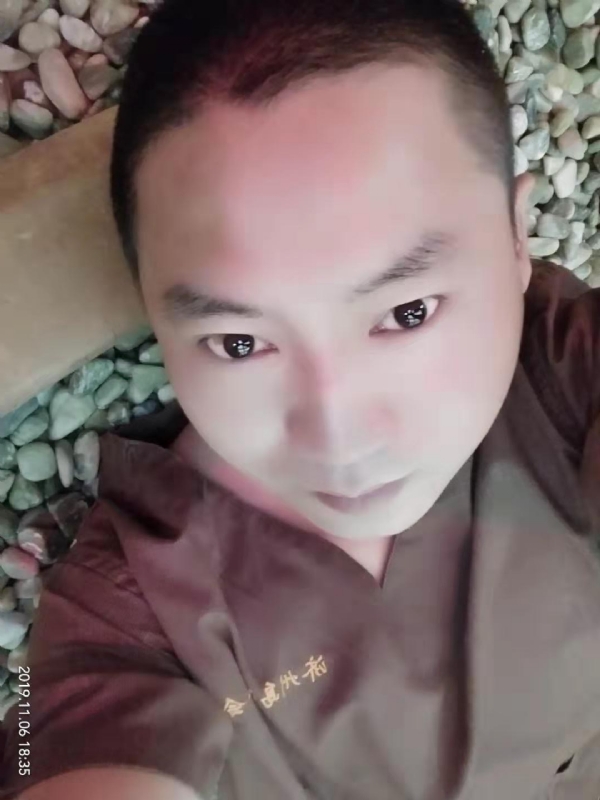 红枫叶的第一张照片--屏南相亲网
