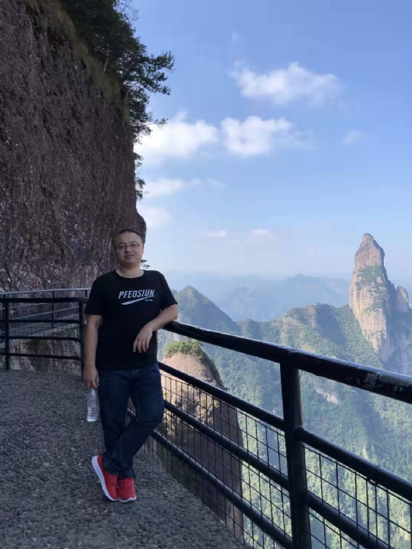 不杵于物的第一张照片--屏南相亲网