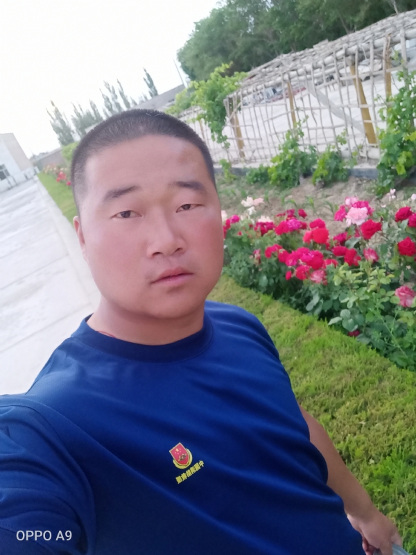 奋斗中的青春最美丽的第一张照片--屏南相亲网