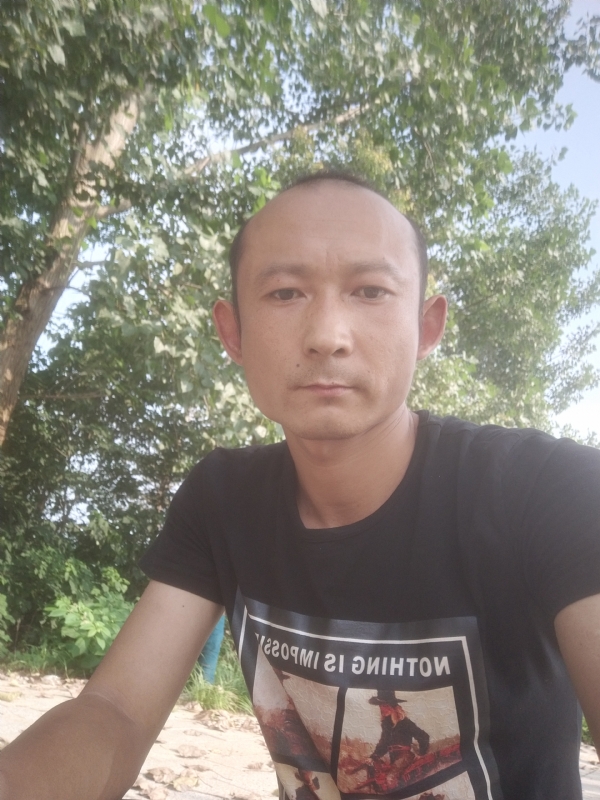 80大叔的第一张照片--屏南相亲网