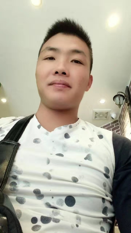 吃生蚝的小乖乖的第一张照片--屏南相亲网