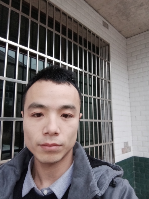 笑得那么开心的第三张照片--屏南相亲网