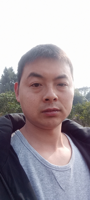 亲亲抱抱我爱你的第一张照片--屏南相亲网