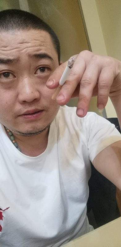 孤独的螃蟹的第一张照片--屏南相亲网