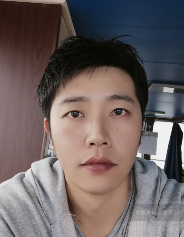 不太帅的男人的第二张照片--屏南相亲网