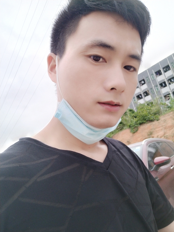 何凡的第二张照片--屏南相亲网