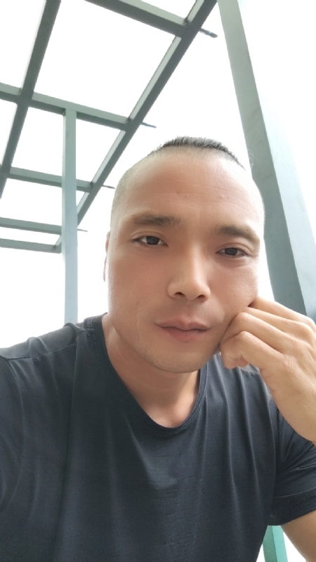 伯爵的第三张照片--屏南相亲网