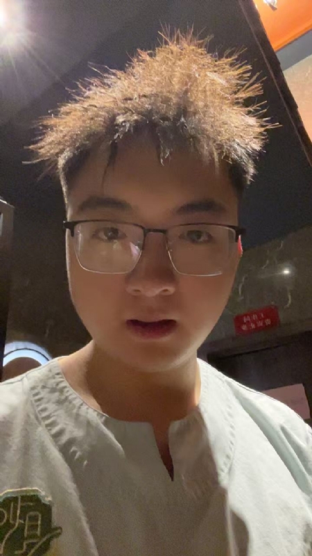 成熟稳重的男士的第一张照片--屏南相亲网