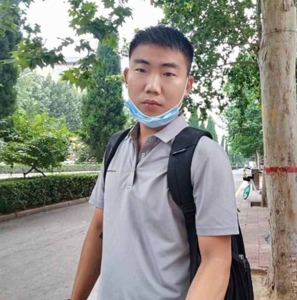 90年男征婚的第一张照片--屏南相亲网