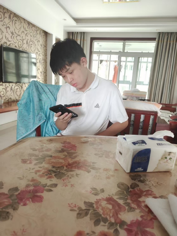 铁在烧的第一张照片--屏南相亲网